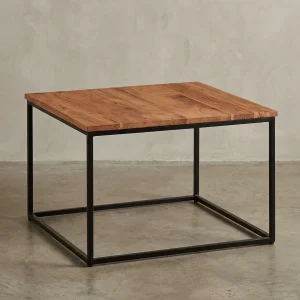 Couchtisch Industrial, Akazienholz mit Eisengestell, handgefertigt, robust und stabil
